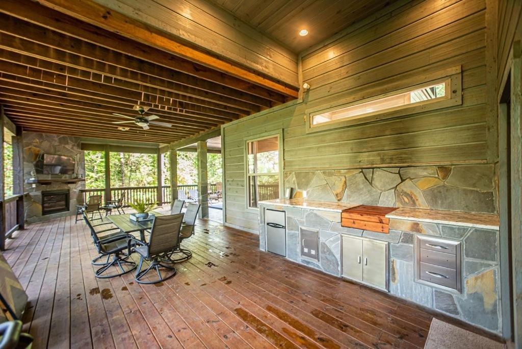 Merlot Mountain - Heated Spa Pool And Hot Tub! Cabin Broken Bow Exterior foto