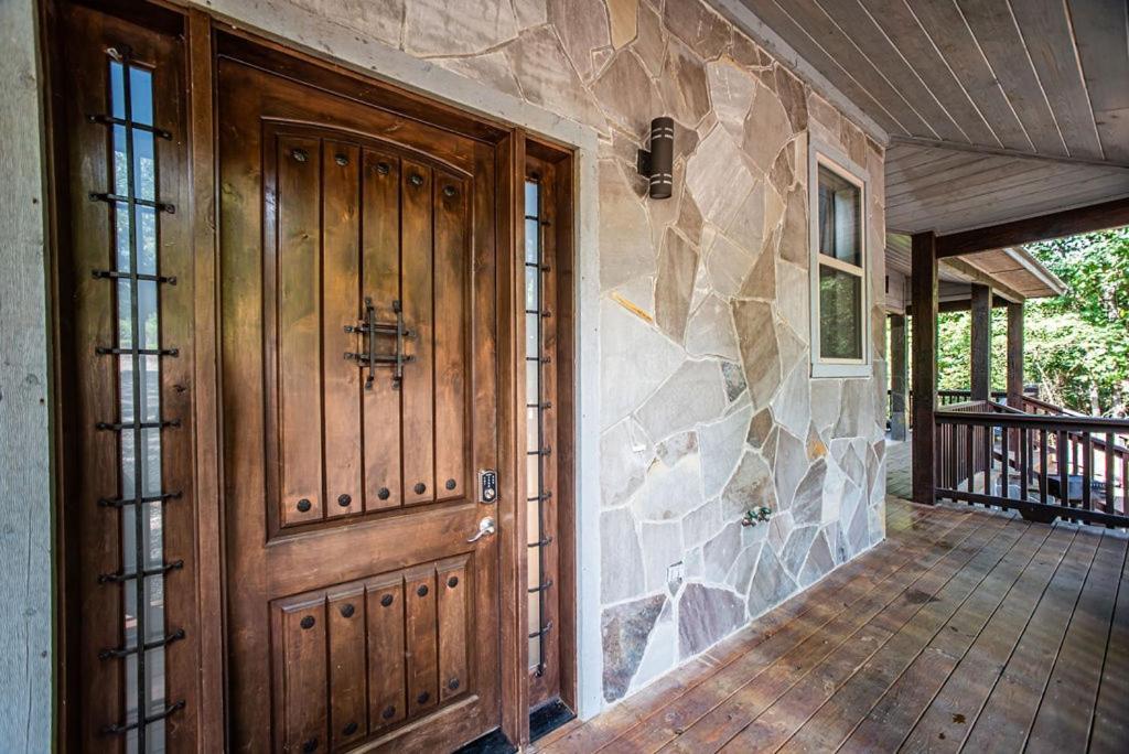Merlot Mountain - Heated Spa Pool And Hot Tub! Cabin Broken Bow Exterior foto