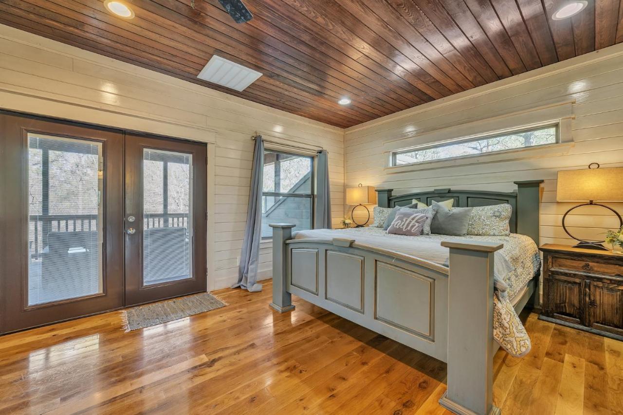 Merlot Mountain - Heated Spa Pool And Hot Tub! Cabin Broken Bow Exterior foto